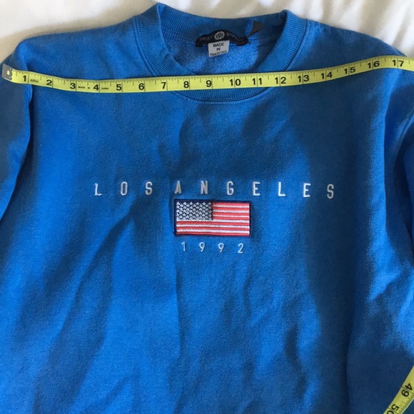 NWOT ASOS crewneck! - Picture 3 of 4